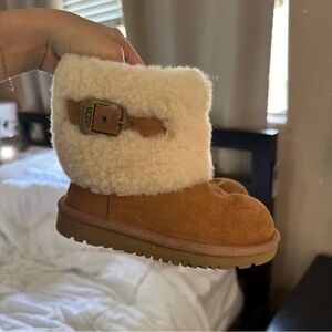 UGG Australia Kids Chestnut Shearling Cuff Bootie - Chestnut